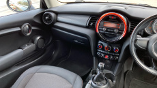 MINI Hatchback 1.5 Cooper D 3dr Diesel Hatchback